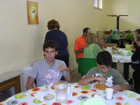 048 a tavola
