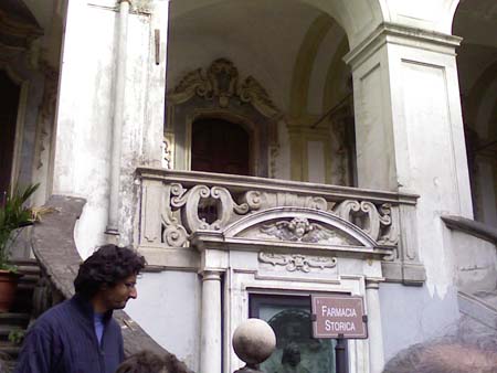 Esterno Farmacia 3
